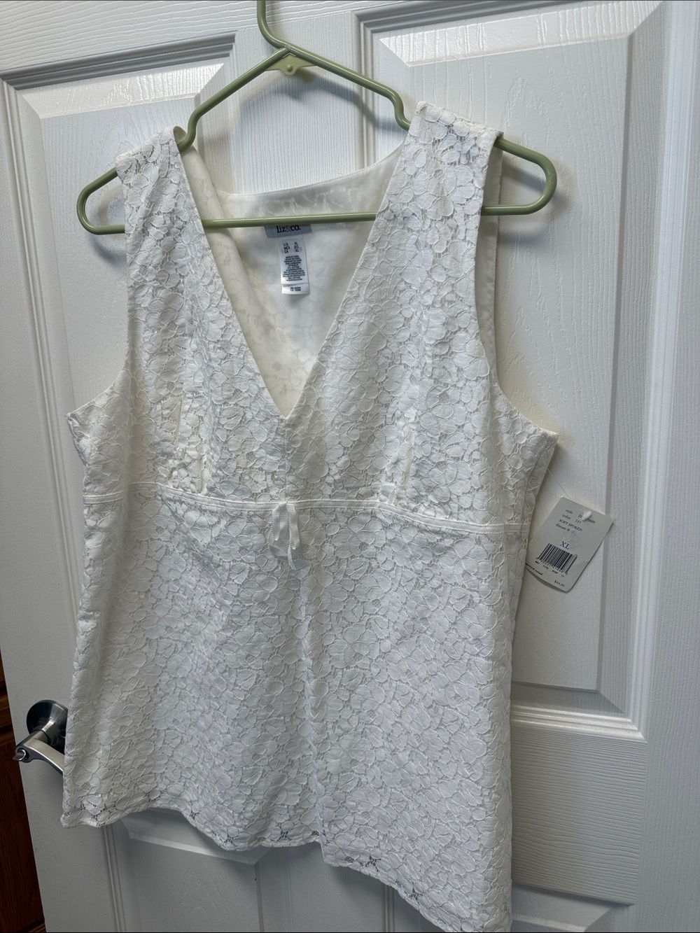 NWT Liz & Co White Lace V-Neck Sleeveless Top Size XL Women’s